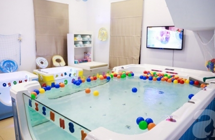 Mua bán bể bơi thủy liệu baby float cho bé ở đâu tốt ?